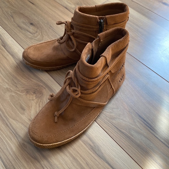 Ugg Women's Reid Moccasin - Chestnut Boots - Picture 13 of 15